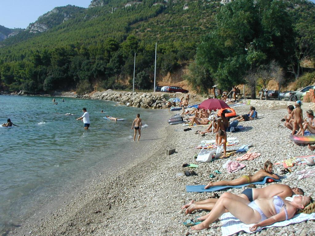 Žuljana, Ston