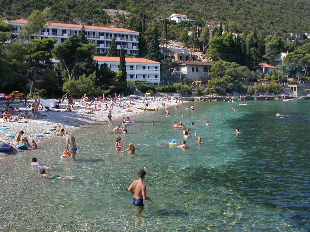 Ht. Faraon, Trpanj