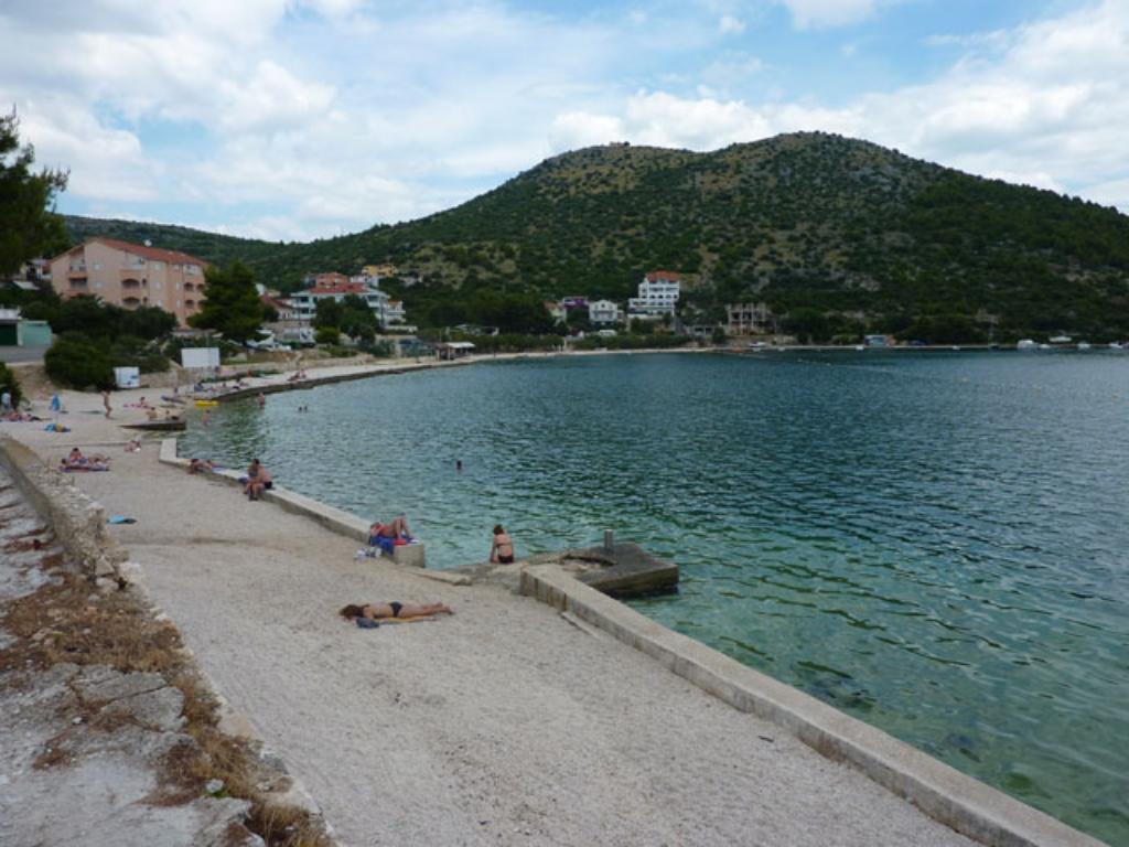 Prališće, Marina