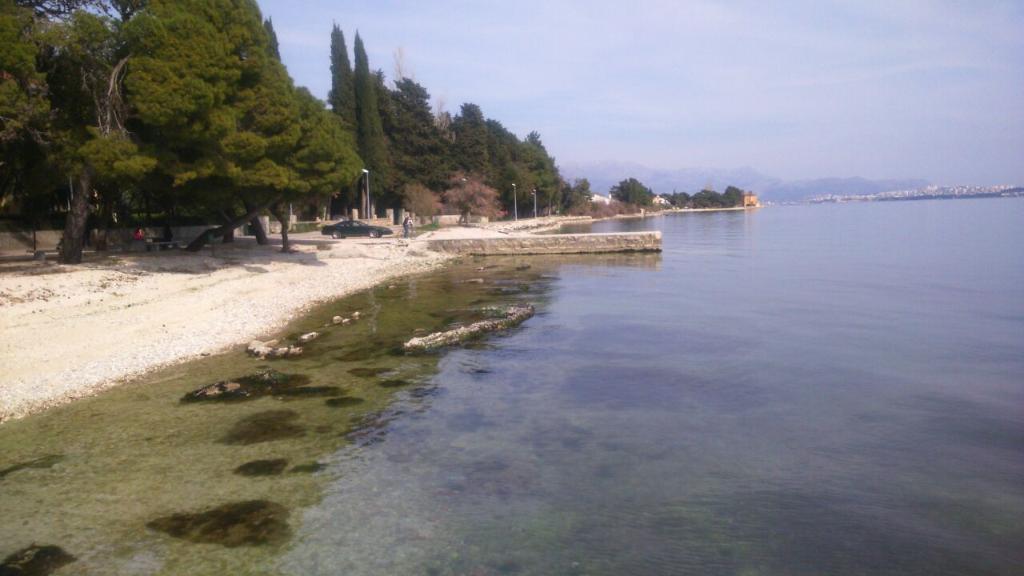 Puntica (Poštanski), Kaštela