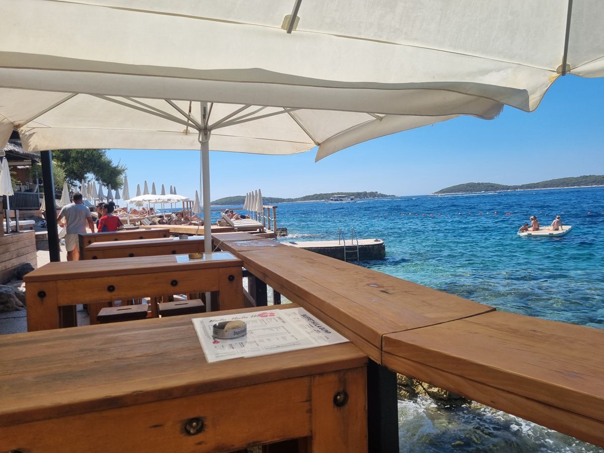Plaža Predio Majerovica, Hvar