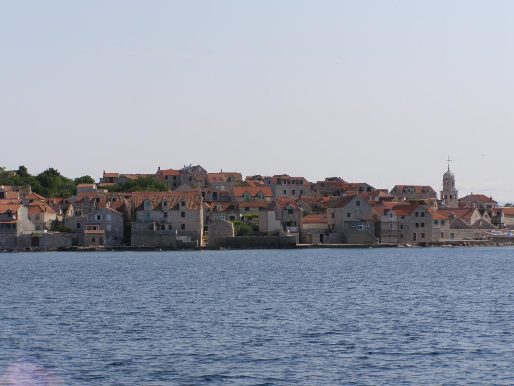 Prvić Šepurin, mjesto, Vodice