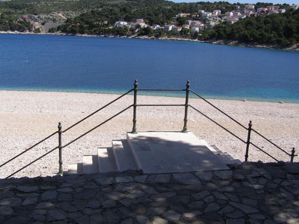 Raduča velika, sredina, Primošten