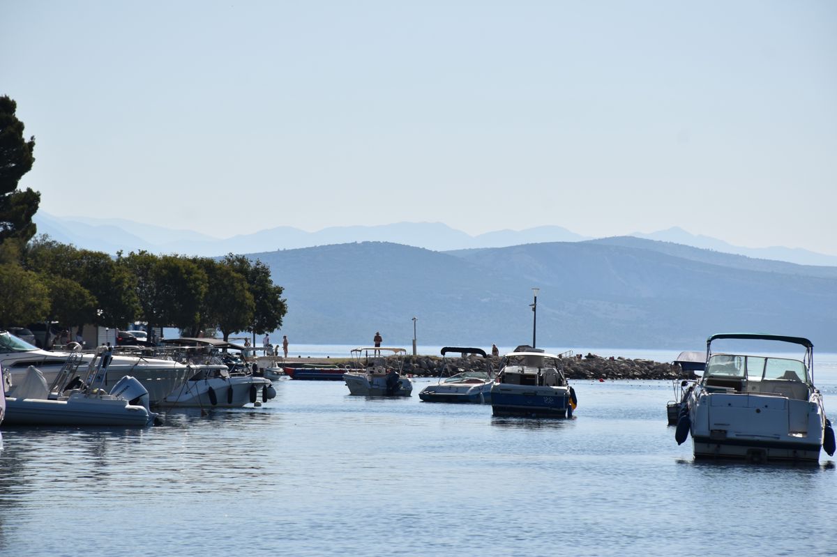 Porat, Posedarje