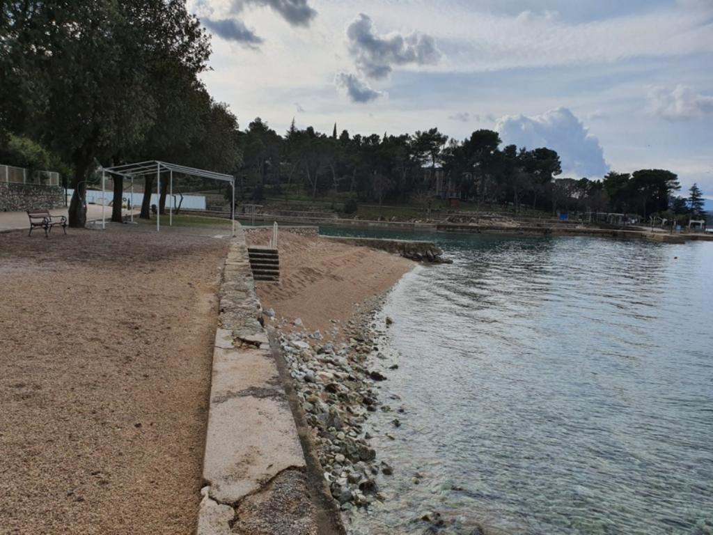 Malinska - plaža Rupa, Malinska - Dubašnica