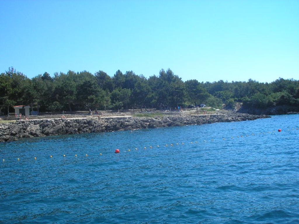 Uvala Tomaževo, Otok Krk