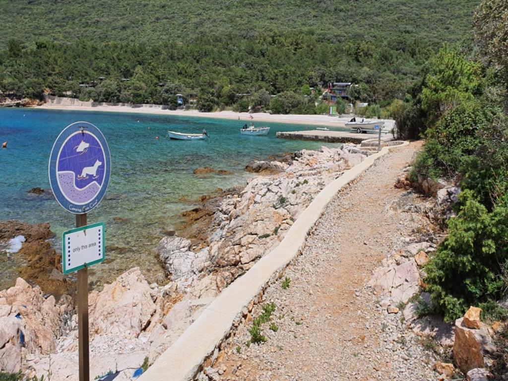 Uvala Slatina, Otok Cres