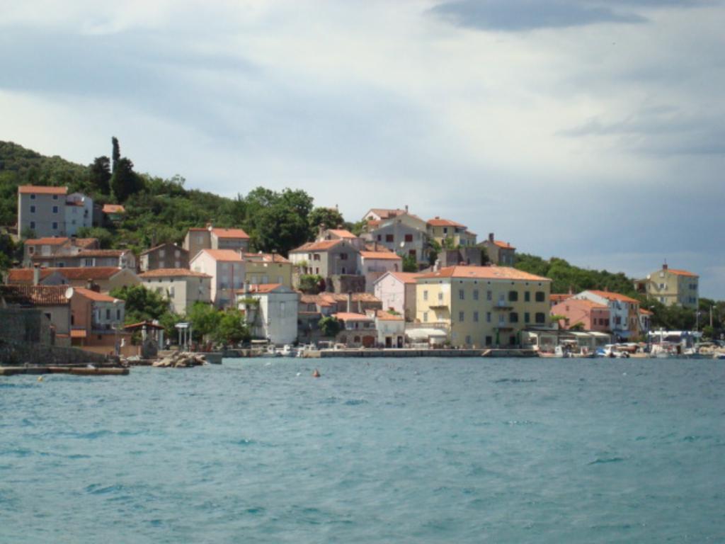 Valun - plaža, Otok Cres