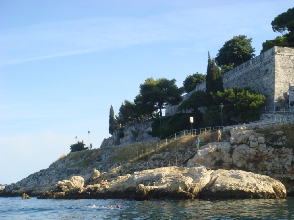 Hotel Rovinj - Ispod hotela, Rovinj