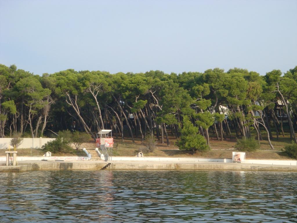 Valkane - Sredina uvale, Pula