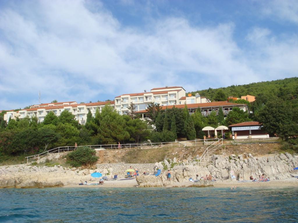 Hotel Neptun - Ispod hotela, Labin